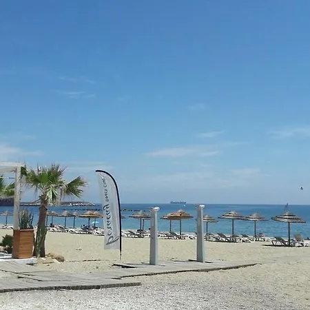 Precioso Y Luminoso Junto Al Mar Y Playa En 1b *